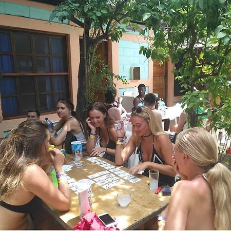 Hostal Los Chamos San Juan del Sur Exteriör bild