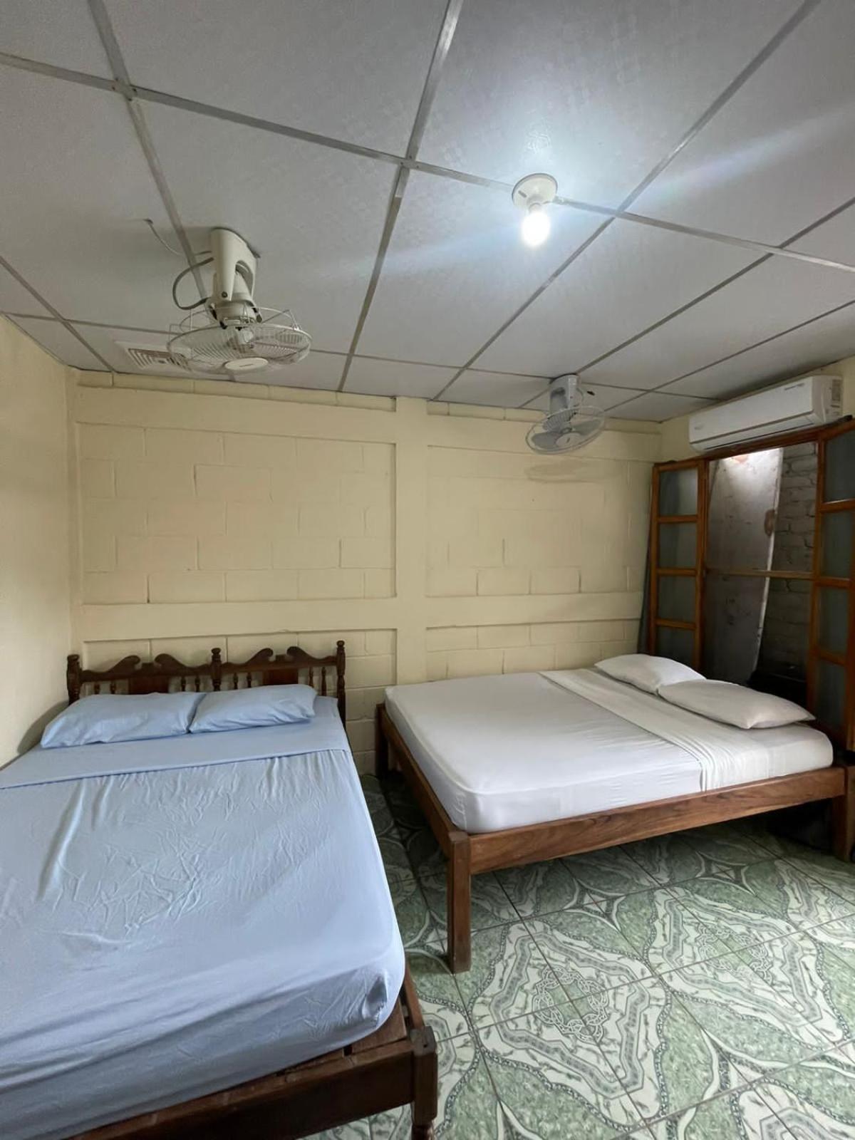 Hostal Los Chamos San Juan del Sur Exteriör bild
