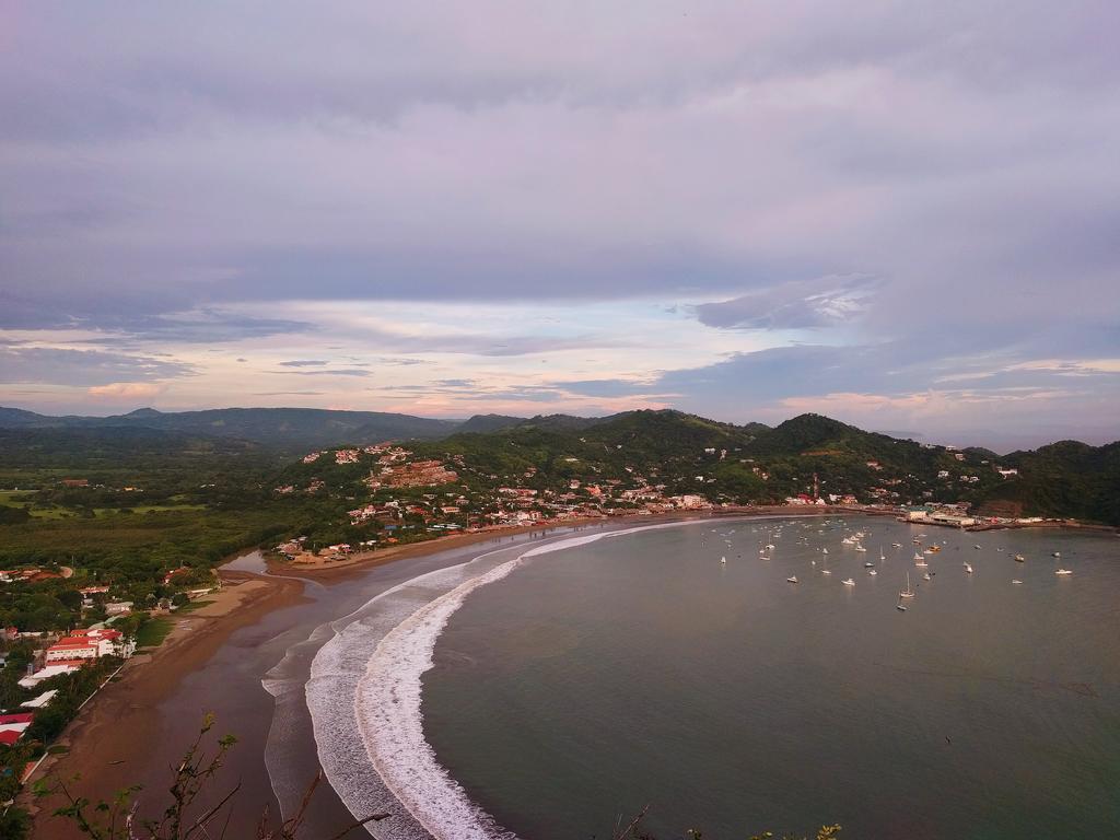 Hostal Los Chamos San Juan del Sur Exteriör bild